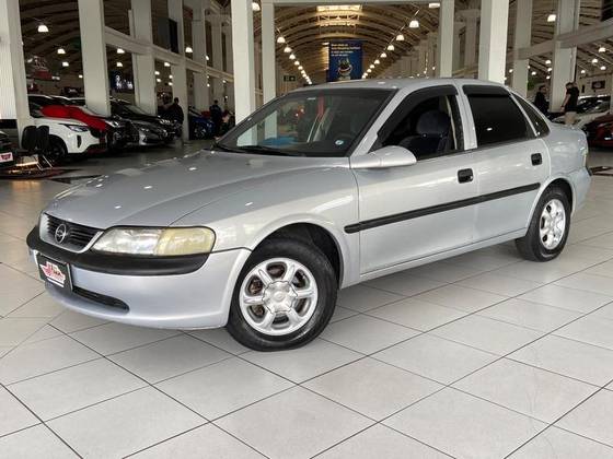 CHEVROLET VECTRA 2.0 MPFI GLS 8V GASOLINA 4P MANUAL CHEVROLET VECTRA 2.0 MPFI GLS 8V GASOLINA 4P MANUAL